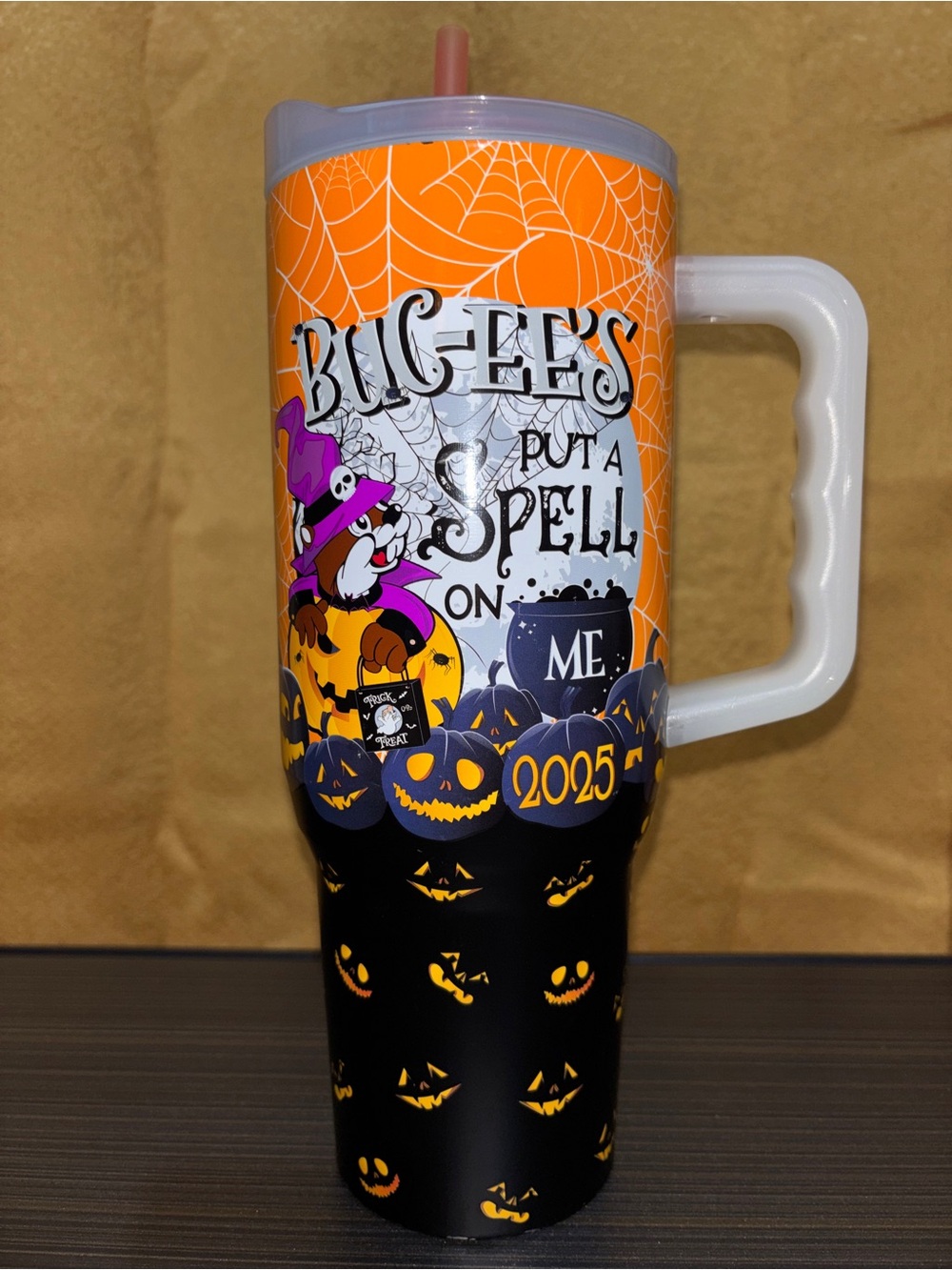 Buc-ee's Halloween 2025 40 ounce Tumbler - Glows in the Dark